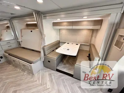 2027 Thor Motor Coach Gemini AWD photo 13