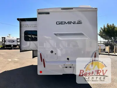 2027 Thor Motor Coach Gemini AWD photo 4