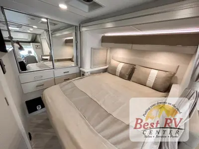 2027 Thor Motor Coach Gemini AWD photo 38