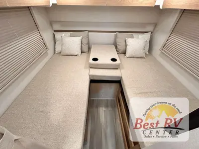 2027 Thor Motor Coach Gemini AWD photo 37
