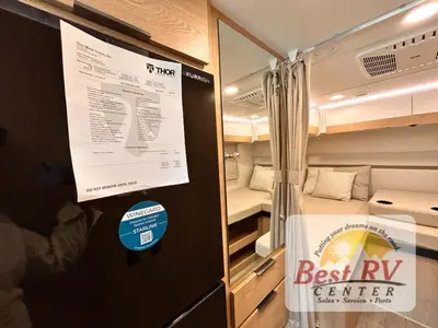2027 Thor Motor Coach Gemini AWD photo 31