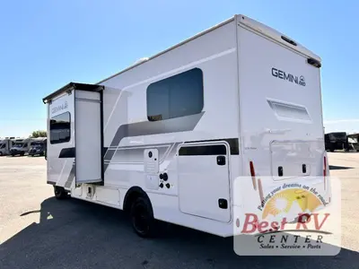 2027 Thor Motor Coach Gemini AWD photo 5