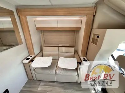 2027 Thor Motor Coach Gemini AWD photo 14