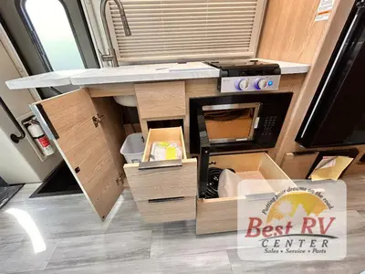 2027 Thor Motor Coach Gemini AWD photo 26
