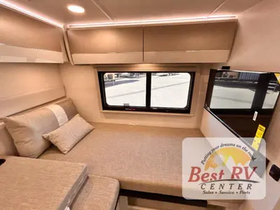 2027 Thor Motor Coach Gemini AWD photo 35