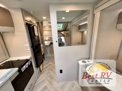 2027 Thor Motor Coach Gemini AWD photo 18