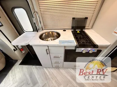 2027 Thor Motor Coach Gemini AWD photo 26
