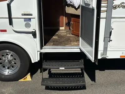 2016 Bigfoot 2500 Series photo 15