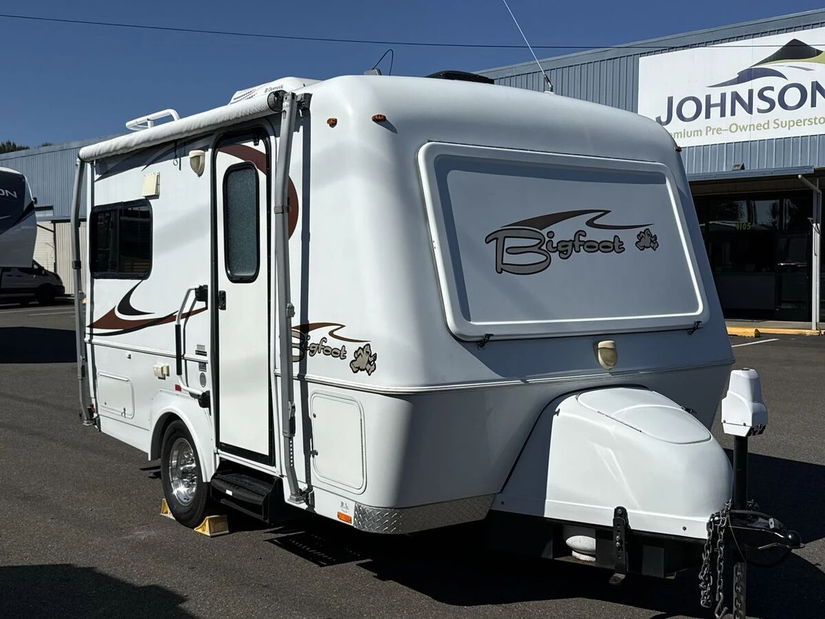 2016 Bigfoot 2500 Series exterior