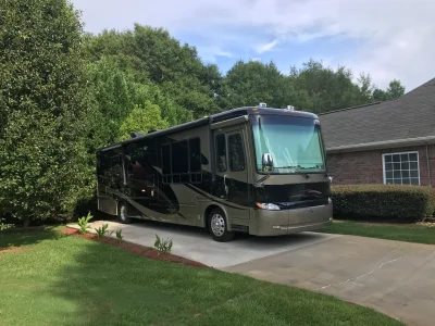 Used 2008 Newmar Kountry Star 3916