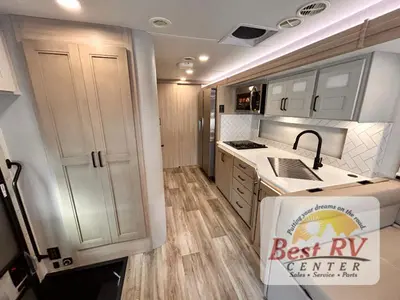 2027 Thor Motor Coach Inception photo 30