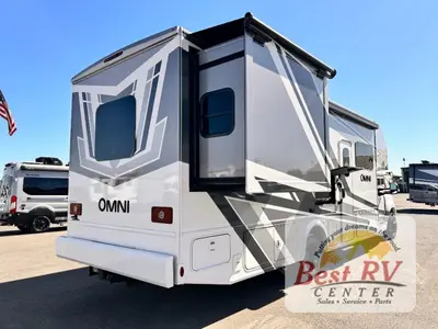 2027 Thor Motor Coach Omni Trail photo 4