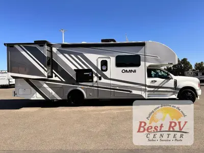 2027 Thor Motor Coach Omni Trail photo 2