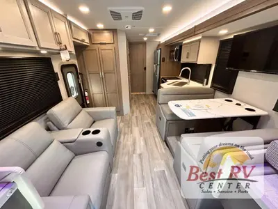 2027 Thor Motor Coach Omni Trail photo 11