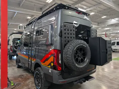 2027 Storyteller Overland Beast Mode photo 9
