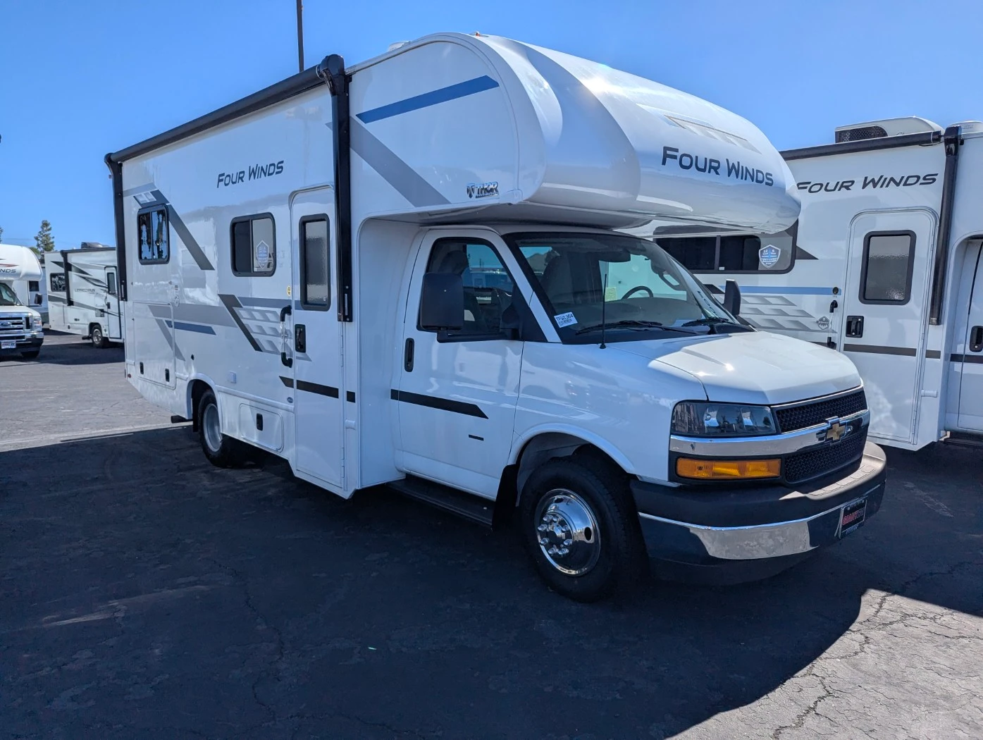 2027 Thor Motor Coach Four Winds exterior