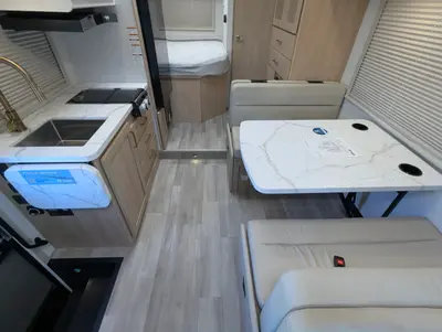 2027 Thor Motor Coach Four Winds photo 11