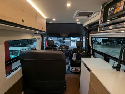 2027 Storyteller Overland Beast Mode photo 31