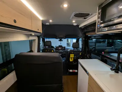 2027 Storyteller Overland Beast Mode photo 31