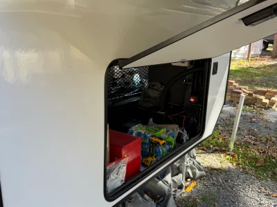 2025 VENTURE RV SPORTTREK 5 TOURING EDITION photo 25