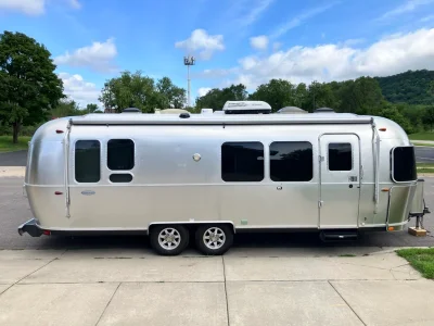 2016 AIRSTREAM FLYING CLOUD photo 5