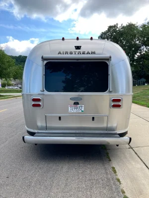 2016 AIRSTREAM FLYING CLOUD photo 6