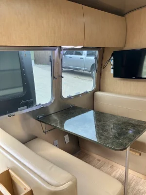 2016 AIRSTREAM FLYING CLOUD photo 13
