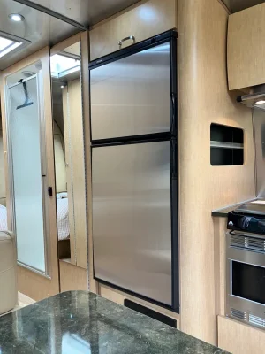 2016 AIRSTREAM FLYING CLOUD photo 30
