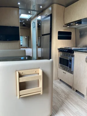 2016 AIRSTREAM FLYING CLOUD photo 15