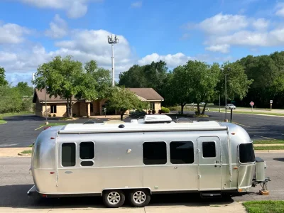 2016 AIRSTREAM FLYING CLOUD photo 7