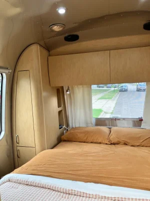2016 AIRSTREAM FLYING CLOUD photo 25