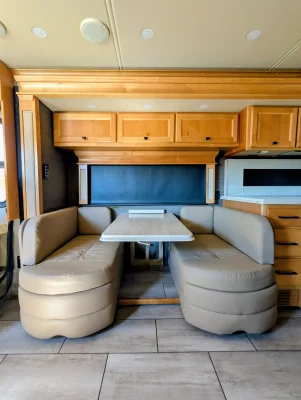 2020 TIFFIN MOTORHOMES ALLEGRO BREEZE photo 7