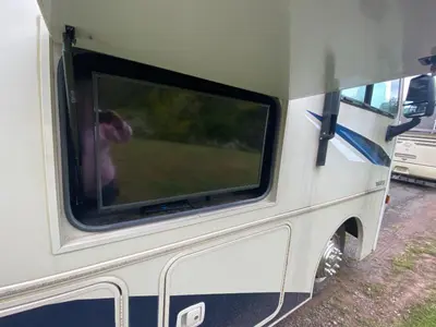 2022 Winnebago Sunstar photo 15