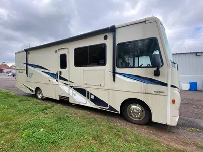 2022 Winnebago Sunstar photo 14