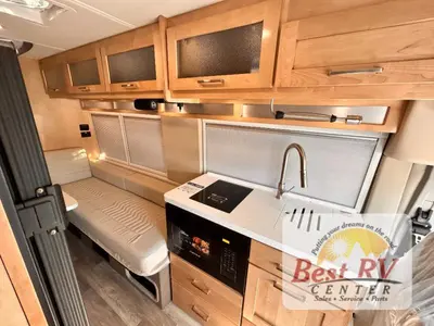 2027 Coachmen Beyond photo 22