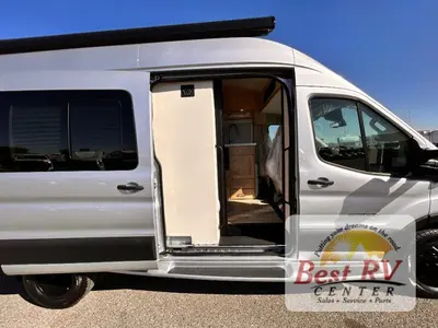 2027 Coachmen Beyond photo 10