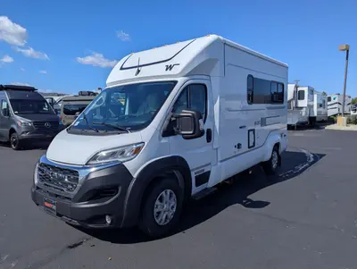 2027 Winnebago Elora photo 4