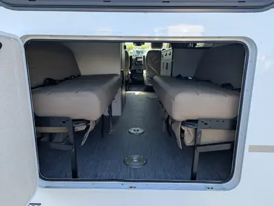2027 Winnebago Elora photo 9