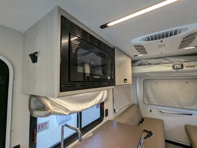 2027 Winnebago Elora photo 17