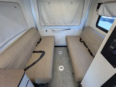 2027 Winnebago Elora photo 21