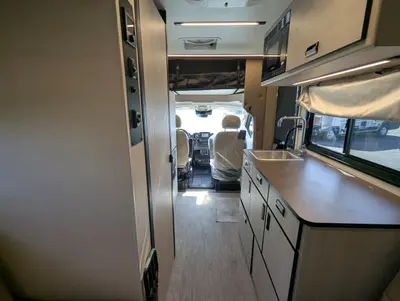 2027 Winnebago Elora photo 24