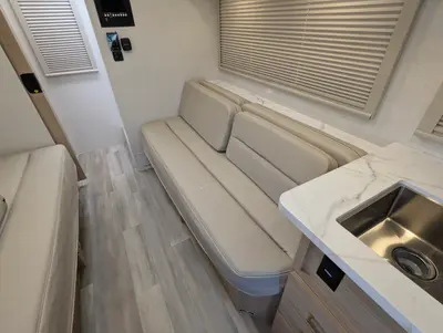 2027 Thor Motor Coach Four Winds photo 16
