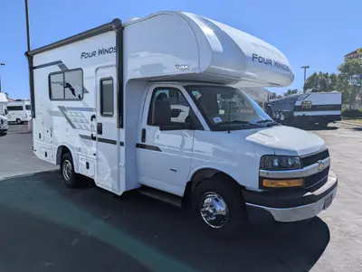 New 2027 Thor Motor Coach Four Winds 19X