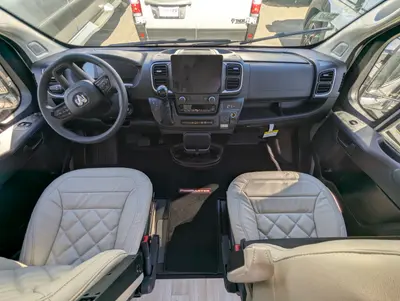 2027 Thor Motor Coach Tellaro photo 12