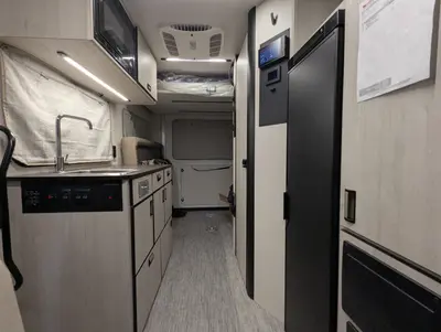 2027 Winnebago Elora photo 17
