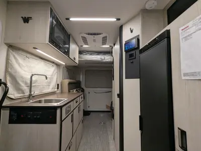 2027 Winnebago Elora photo 19