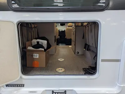 2027 Winnebago Elora photo 8