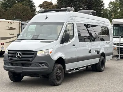 2027 Thor Motor Coach Tranquility photo 5