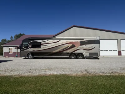 2010 AMERICAN COACH AMERICAN HERITAGE photo 4
