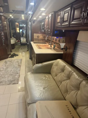 2010 AMERICAN COACH AMERICAN HERITAGE photo 12